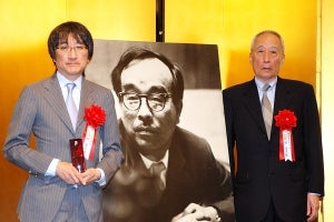 ホリプロ･堀威夫氏、「不純な動機」から到達した菊田一夫演劇賞