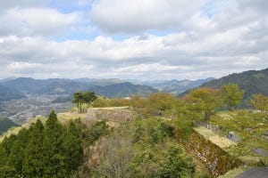 但馬空港から竹田城跡&城崎温泉旅も! 周遊バス「たじまわる」を使いこなす