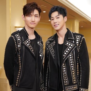 東方神起、実写版『天才バカボン』に出演 - ホテルマン姿を披露