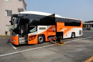 東京空港交通、リフト付リムジンバスを成田空港線に--車いすのまま乗車OK