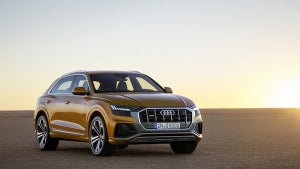 アウディの新型SUV「Q8」が世界初公開--スマホでの遠隔駐車も可能に