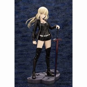 『FGO』よりセイバーオルタが私服姿で1/7スケールフィギュア化