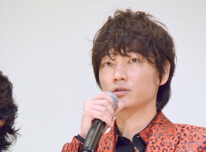 綾野剛、股間がいい匂いすぎる? 村上淳が「役に集中できなかった」と告白