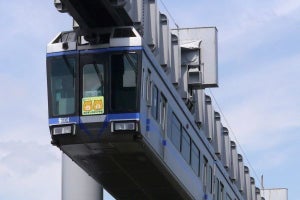 湘南モノレール「えのすいカピバラ号」7/14運行開始、車内に写真も