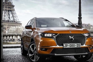 DSブランド初のCセグメントSUV「DS 7 CROSSBACK」が日本上陸