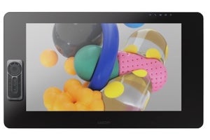 ワコム、「Cintiq Pro 24」のペン＆タッチ操作対応モデルと専用スタンド