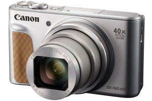 キヤノン、DIGIC 8で撮影性能を高めた「PowerShot SX740 HS」