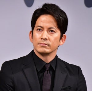 岡田准一、監督から殺陣のスピードは「三船敏郎を超えた」と絶賛