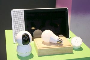 スマートホームを簡単に、レノボ「Lenovo Smart Home Essentials」