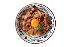 丸亀製麺、「牛すき釜玉」などを販売する「うどん月見祭」を開催