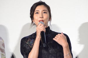 竹内結子、ハプニング発生も身を挺して"神対応"　猫のナナに興味津々