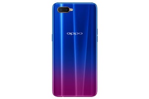 UQモバイル、OPPOの「R17 Neo」を独占販売 - 一括価格は約4万円