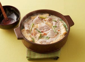 帰宅後10分でつくる「豚バラ肉のごまラー油鍋」のレシピ