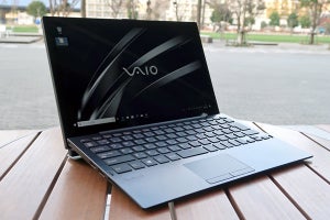 VAIO A12レビュー - 新機構の「倒れない2in1」! 使ってよかった意外なポイント