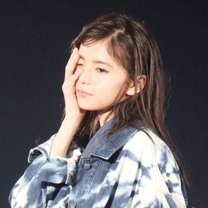 乃木坂46齋藤飛鳥、色気漂うランウェイで観客魅了