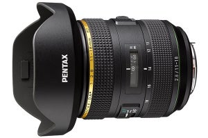 描写性能重視のF2.8超広角ズームなどレンズ2本、リコー