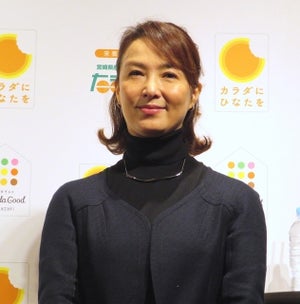 河野景子、健康の秘けつは“四股立ち”「プロに習いました」と笑顔