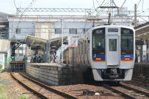 南海本線尾崎駅、駅舎橋上部の改札口・自由通路は3/23供用再開へ