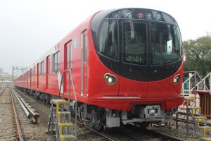 東京メトロ丸ノ内線新型車両2000系2/23デビュー! 車内にドラえもん