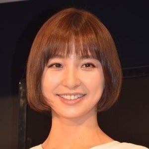 結婚の篠田麻里子、インスタで2ショット披露「一生一緒にいたい」