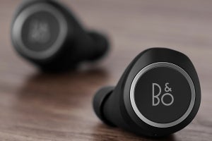 BANG & OLUFSENの完全無線イヤホン「Beoplay E8 2.0」、3万後半で