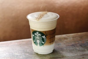 スタバ「ロースタリー 東京」を体験できるムースフォームラテを全国発売