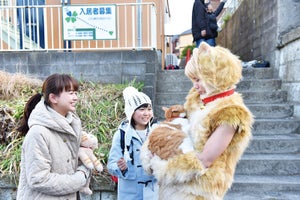 北山宏光、猫姿で猫抱っこ! 『トラさん』SPメイキング映像公開