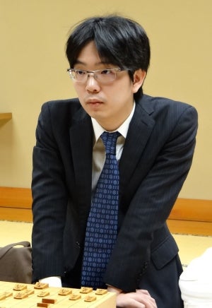 豊島二冠が佐藤名人への挑戦権を獲得　第77期Ａ級順位戦