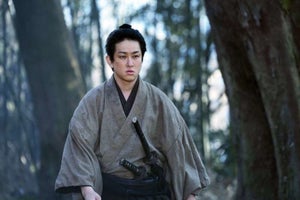 横山裕、20年ぶり忠臣蔵作品 『決算！忠臣蔵』本格的な殺陣にも初挑戦