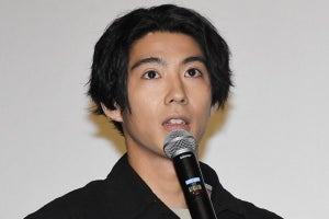 賀来賢人、CM演技のワンパターン化を弁解「求められるのが三橋」