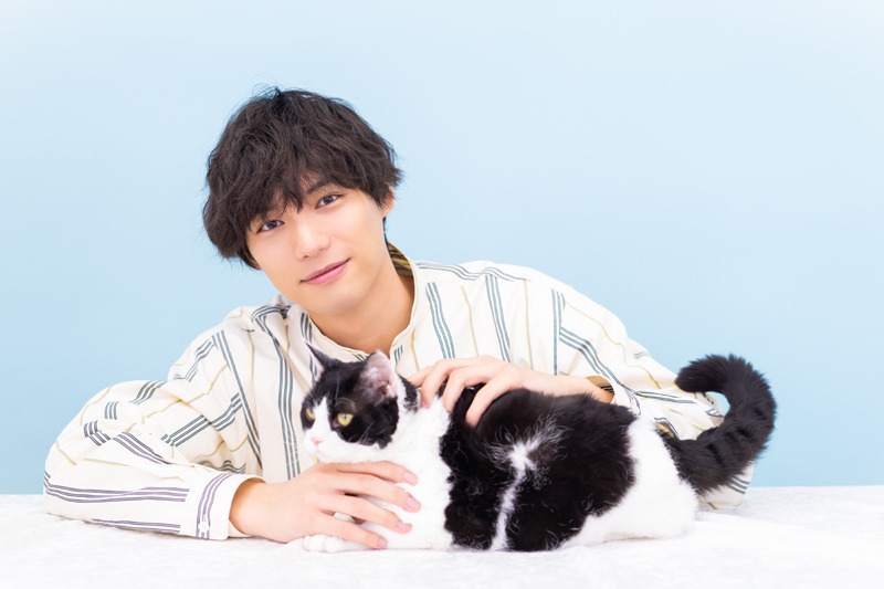 福士蒼汰、今は「自分を理解したい」 猫と一緒に振り返る出演作