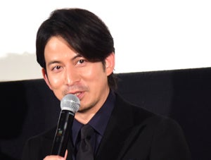 岡田准一、"家では全裸”設定に腹くくる? 青木源太アナの質問にたじたじ