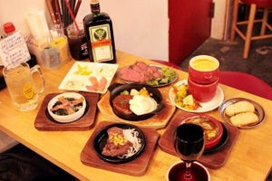 50種の小皿料理でお酒が楽しい「BEEF KITCHEN STAND」