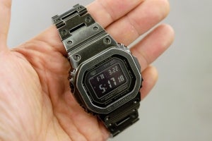 G-SHOCK、ヴィンテージ風のフルメタルモデル「GMW-B5000V」