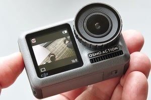 DJI「Osmo Action」を試す　手ぶれ補正と自撮り、快適操作が優秀