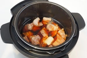 パナソニックの新型「電気圧力なべ」「Wおどり炊き炊飯器」を体験