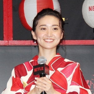 大島優子、華やかな浴衣姿で魅了! “夏祭り”イベント登場