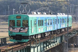 伊賀鉄道「忍者列車」の「アロマ＆フラワートレイン」7/15まで運行