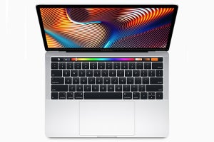 「MacBook Pro」エントリーモデル刷新、Touch Bar搭載で価格は引き下げ