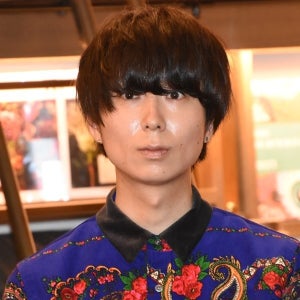 川谷絵音、男女の友情は「全然ある」 フラッシュの嵐に苦笑い