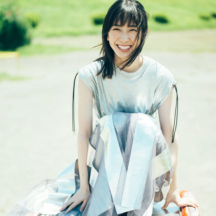 日向坂46金村美玖、「人前で泣くこともなくなった」未掲載グラビアカットが公開