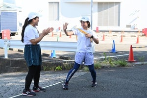 「24時間駅伝」水卜アナがスタート! よしこからのたすきリレーで涙