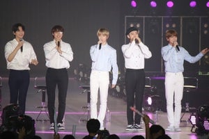 “BTSの弟分”TOMORROW X TOGETHER、初来日に大歓声「素敵な思い出に」