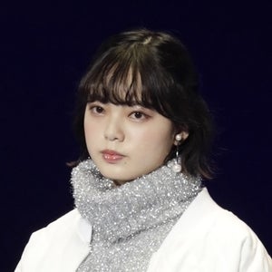 欅坂46平手友梨奈、TGCサプライズ出演にどよめき! クールな表情で魅了