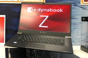 Dynabook、19時間バッテリ駆動する大画面モバイル「dynabook Z」