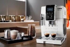 デロンギ、多彩なコーヒーメニューを備えた全自動コーヒーマシン