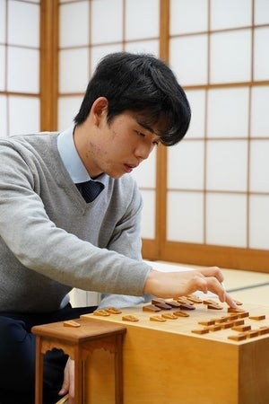 藤井聡太七段が白星スタート　第69期王将リーグ