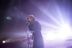 ReoNa、初のZepp Tokyoワンマンを開催！来年2月から全国7カ所のツアー開催