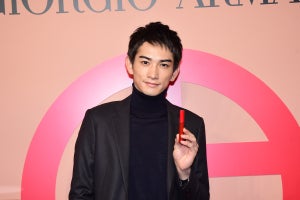 町田啓太、アルマーニ新作リップのおすすめ＆プレゼントしたい人は