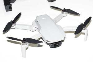 DJIが小型ドローン「Mavic Mini」、199gの日本専用仕様で投入